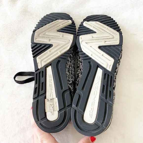 Skechers black and white air cooled memory foam woven stretch lace up sneakers - Picture 8 of 9